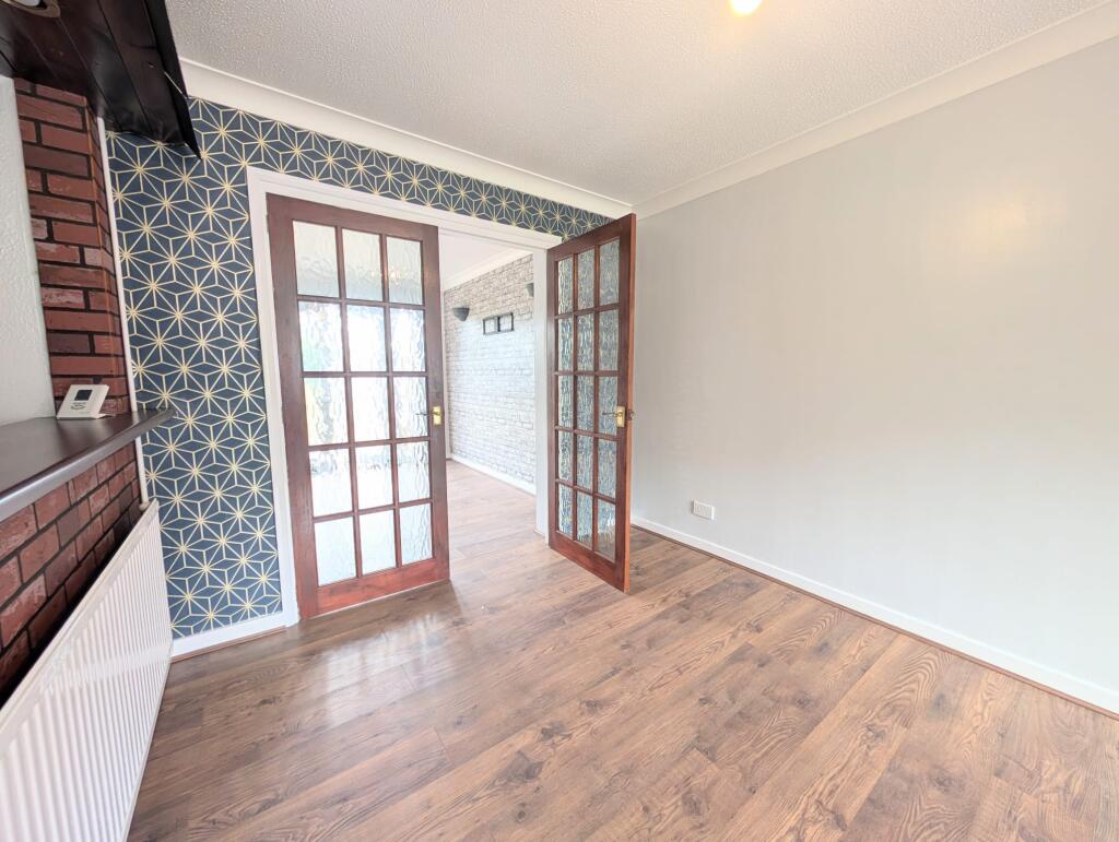 House in Kettering, North Northamptonshire - View 3