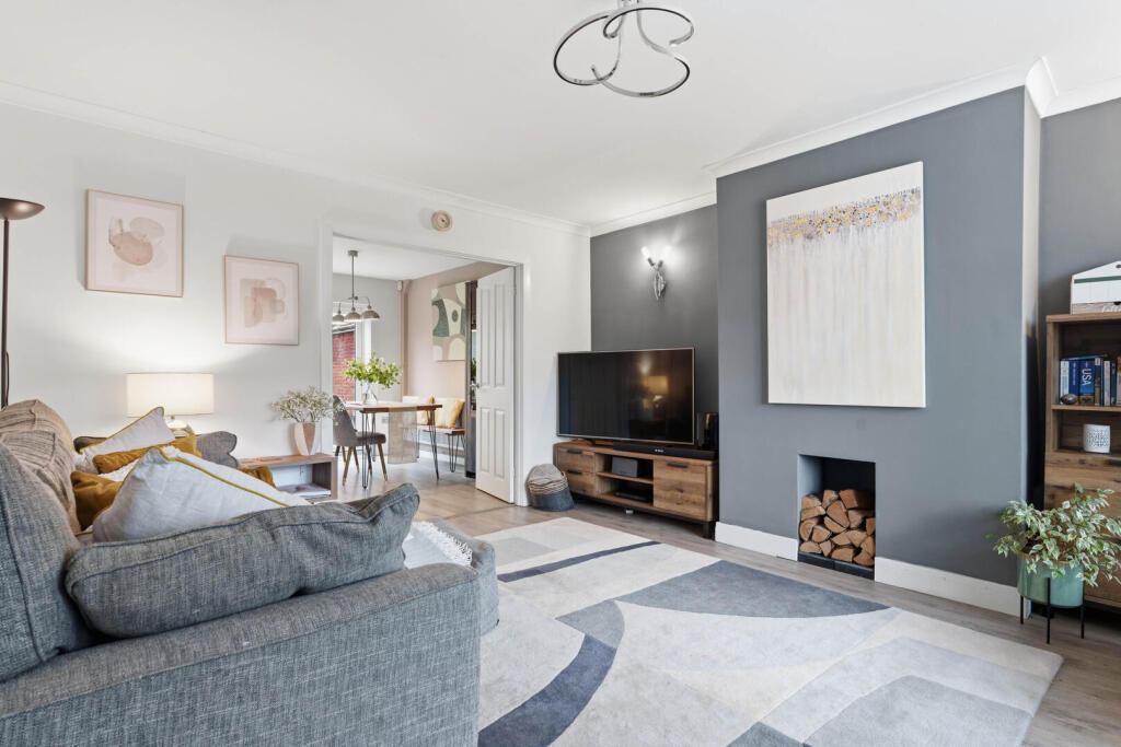House in Rugby, Binley Woods - View 4
