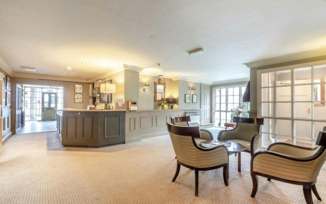 8685244-interior01.jpg
