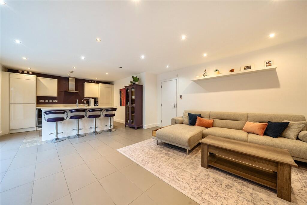 Apartment in London, West Norwood - View 4