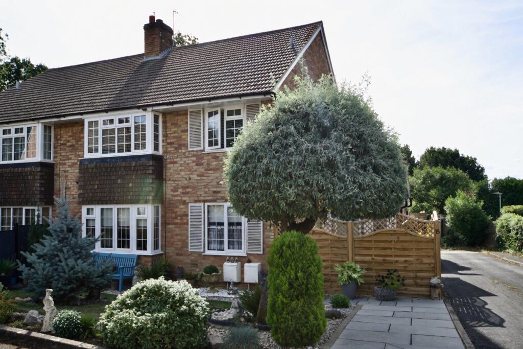 Apartment in Enfield - View 2