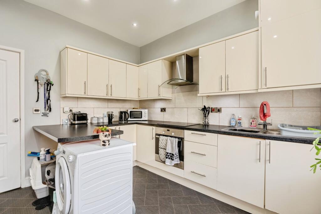 House in Pendle, Colne - View 5