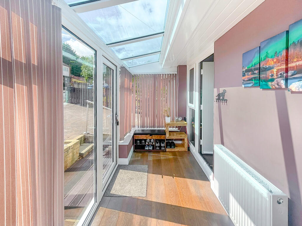 House in Huddersfield - View 5