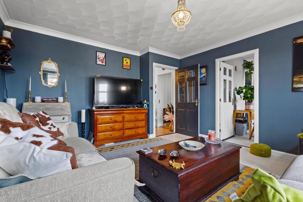 Apartment in Kilmarnock - View 4