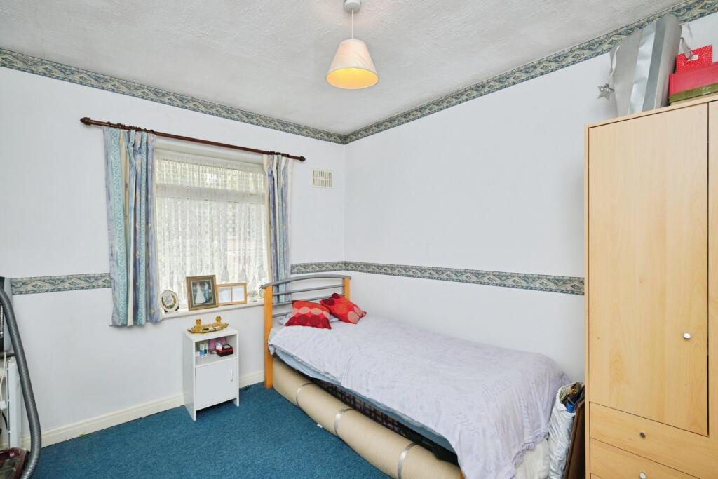 House in Birmingham, West Midlands - View 5