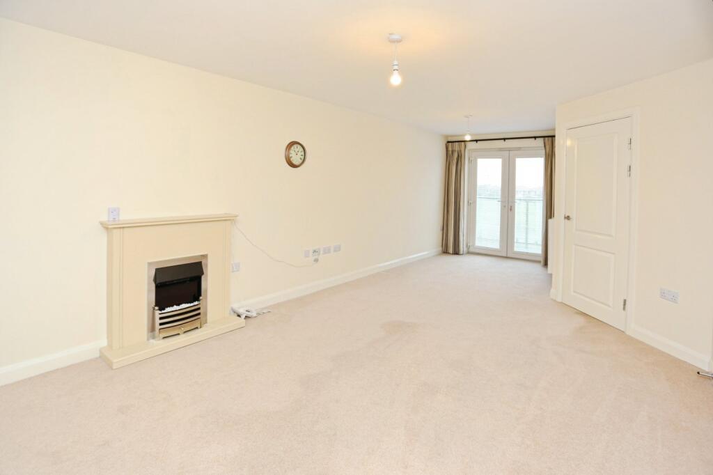 Nelstrop Road, Heaton Chapel, Stockport, SK4 photo 3