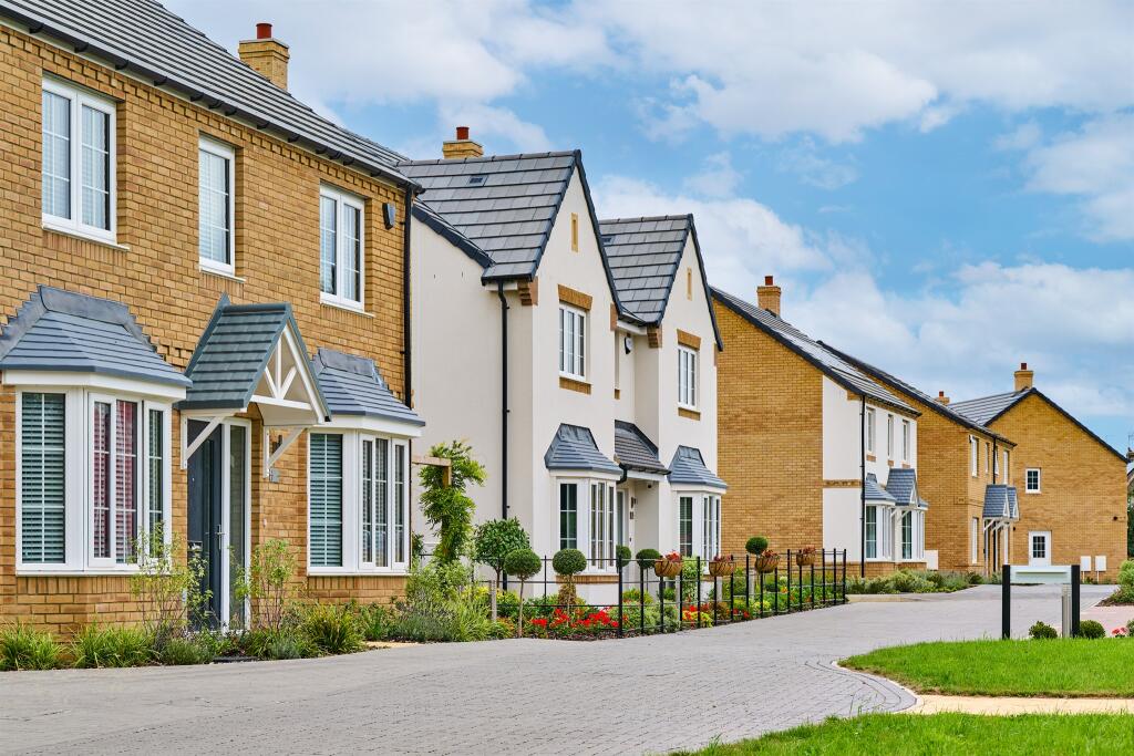 Additional image 12 of Bullens Green Lane, Colney Heath, St. Albans
