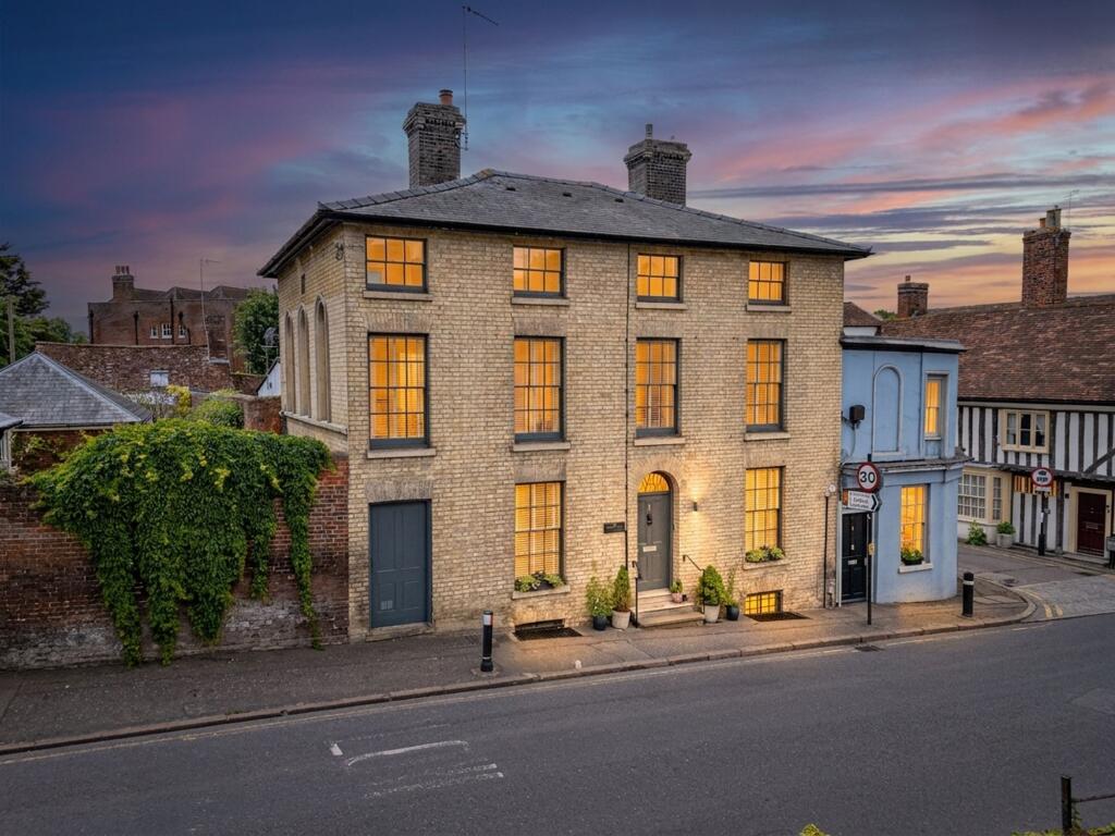 Main image of property: High Street, Saffron Walden, CB10