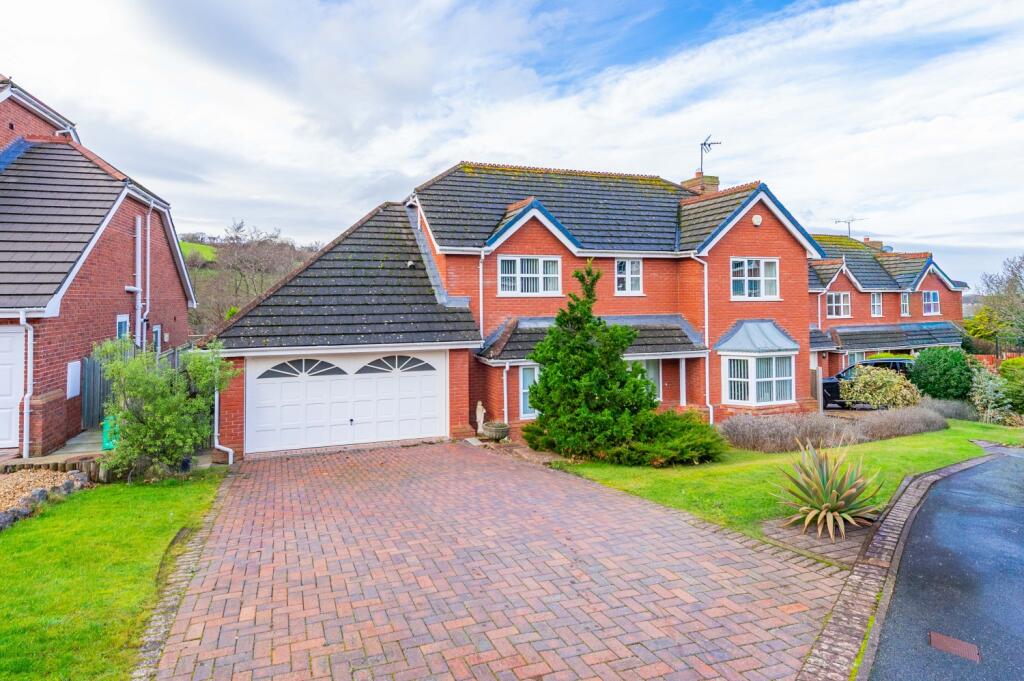 Main image of property: Bro Elian, Old Colwyn, Colwyn Bay, Conwy, LL29