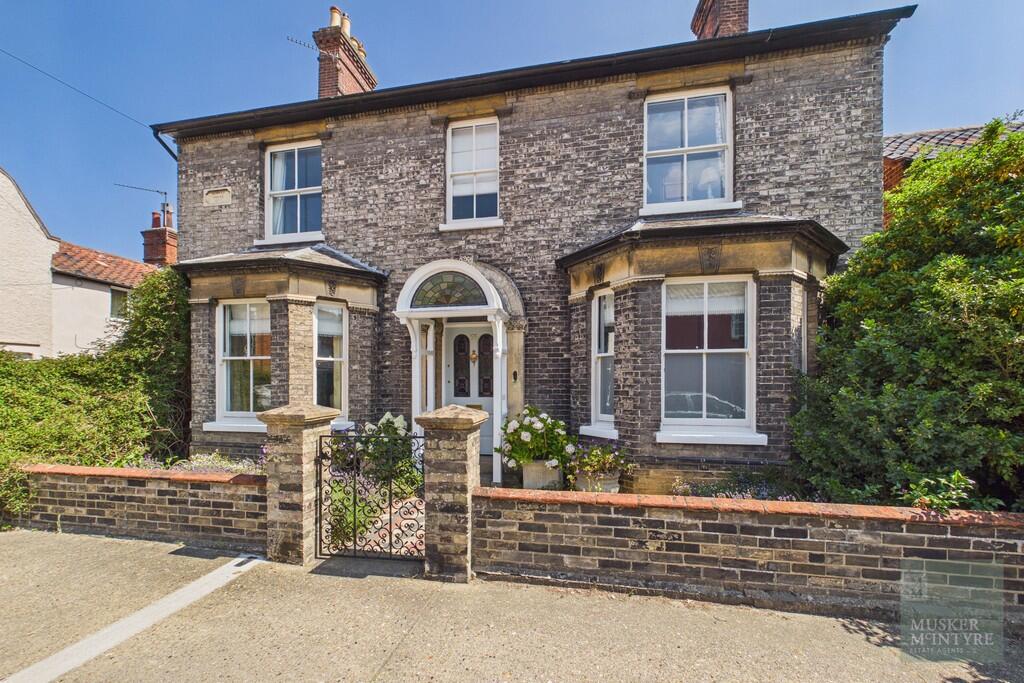 Main image of property: Camden House, Bungay