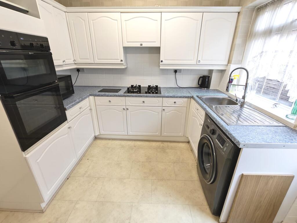 Orton Avenue, Sutton Coldfield, B76 photo 5