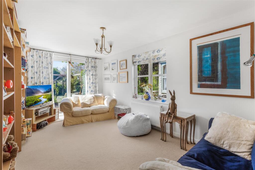 House in Uttlesford, Bran End, Stebbing - More