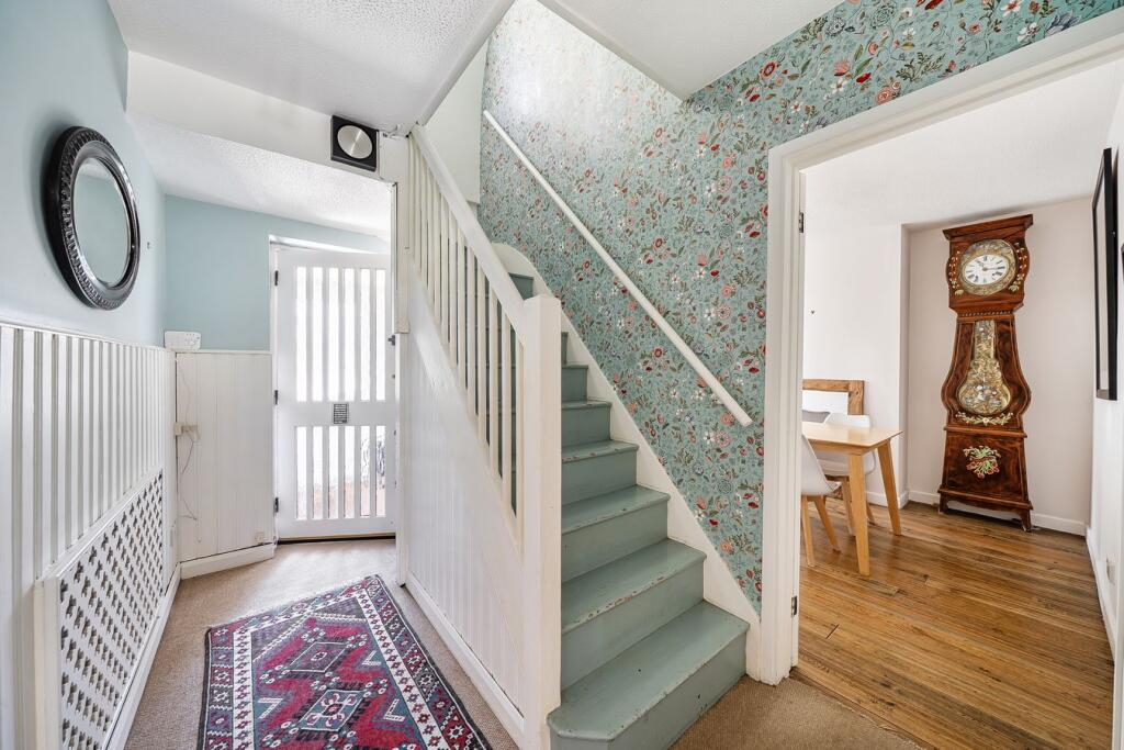 House in North Hertfordshire, Hertfordshire - View 5