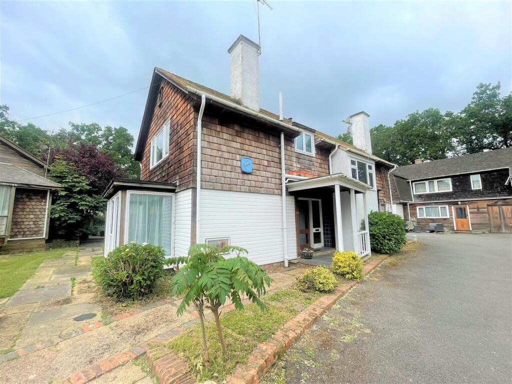 Main image of property: Pluckley Road, Bethersden, Ashford, Kent, TN26