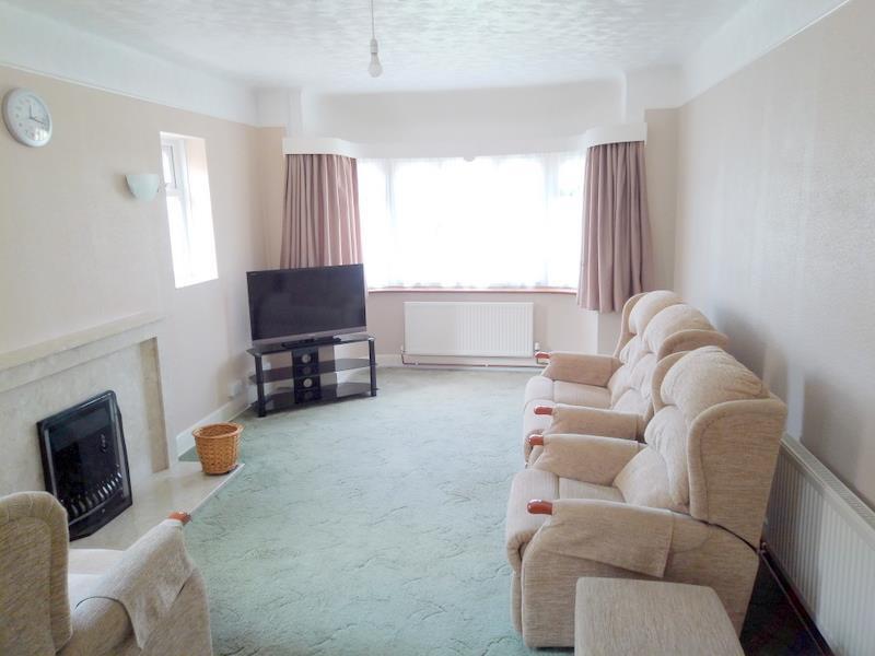 Leydene Avenue, Bournemouth photo 4