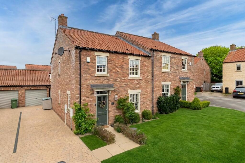 Main image of property: 5 The Sidings, Nawton, York, YO62 7TJ