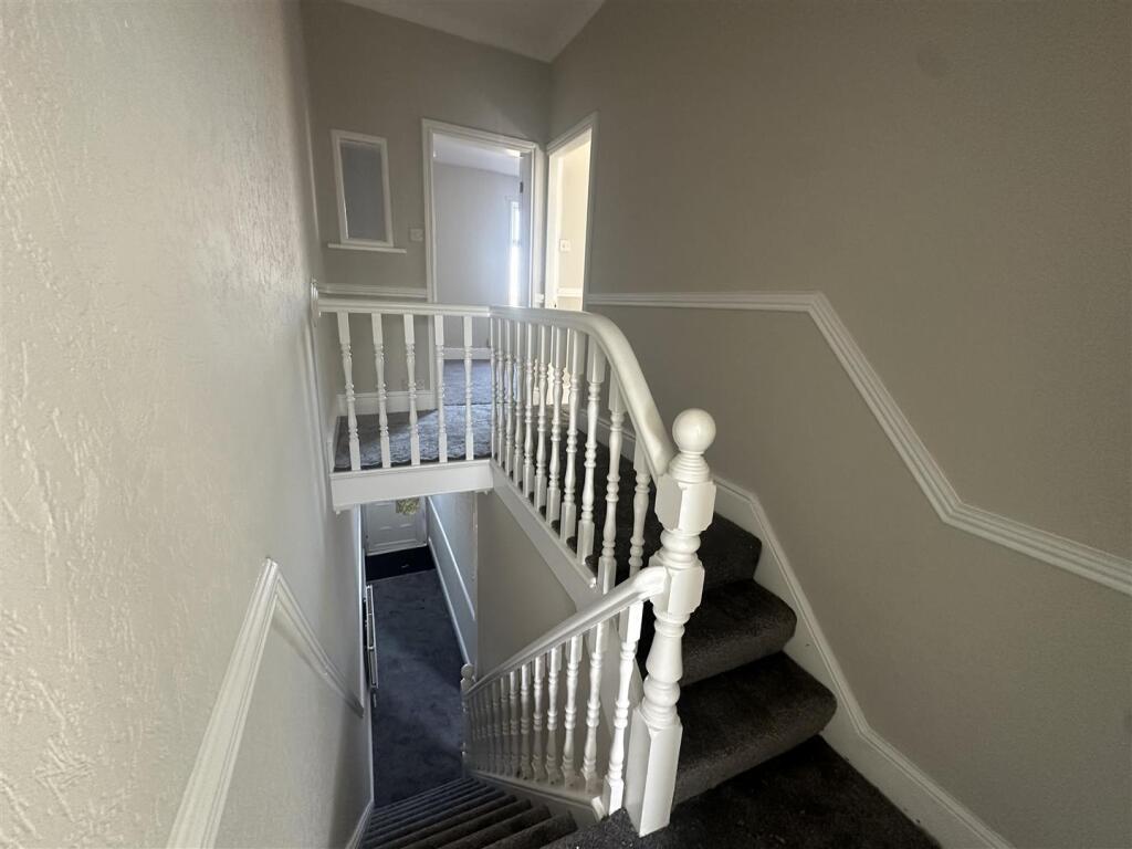House in Preston - View 5