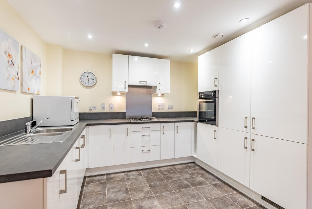 Additional image 5 of Wordsworth Close, Kings Park, St. Albans, Hertfordshire, AL3