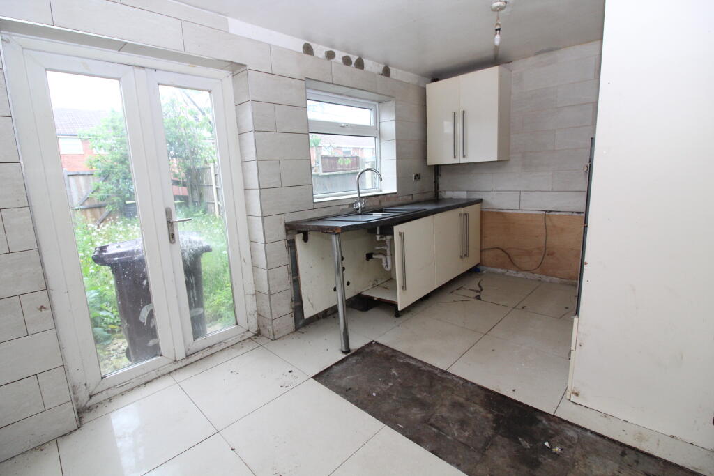 32 Beryl Walk, Liverpool, Merseyside L10 4YP photo 4