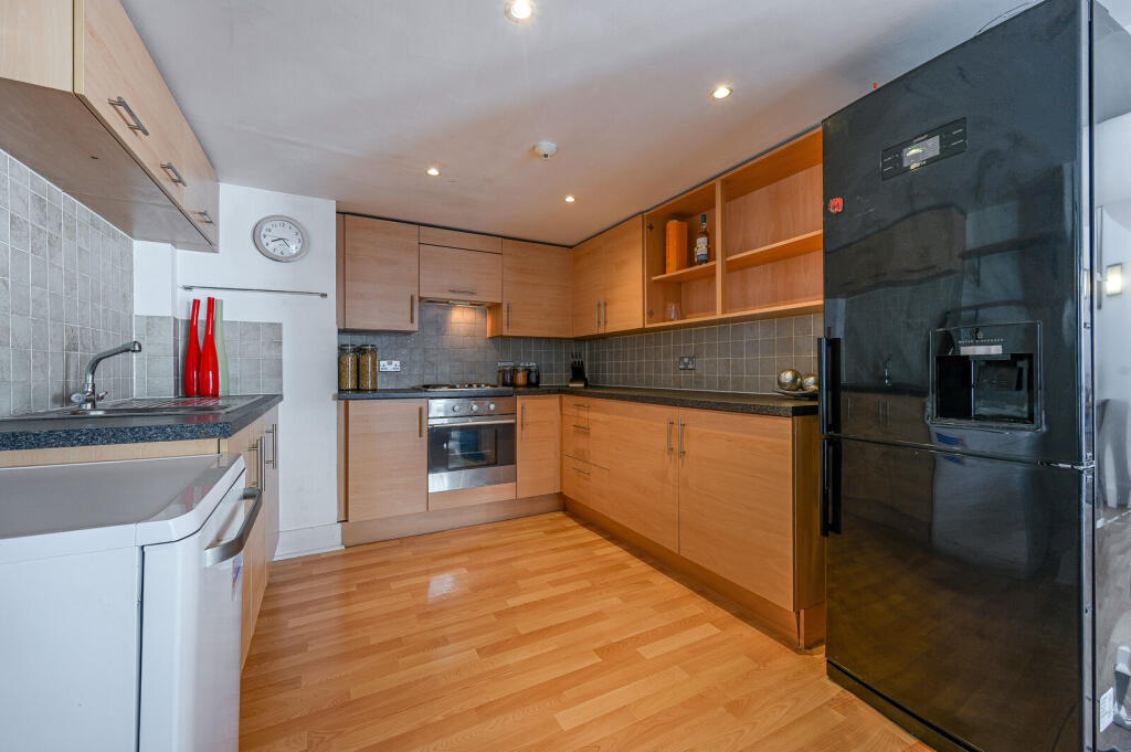 Apartment in London - View 2