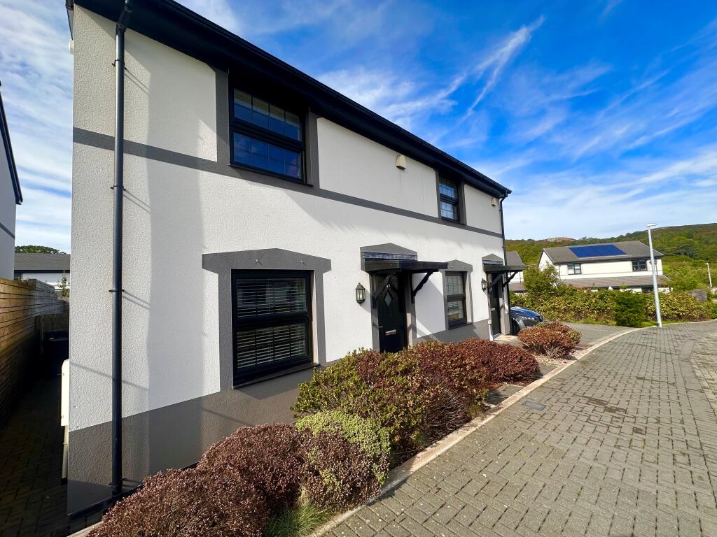 Main image of property: Lon Y Dderwen, Conwy, LL32 8AR