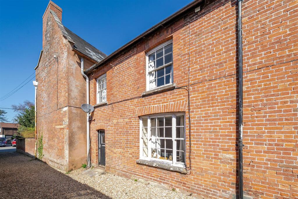 Main image of property: Greenway, Woodbury