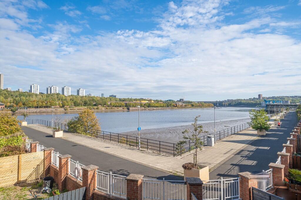 Main image of property: Grebe Close, Dunston, Gateshead, Tyne And Wear, NE11