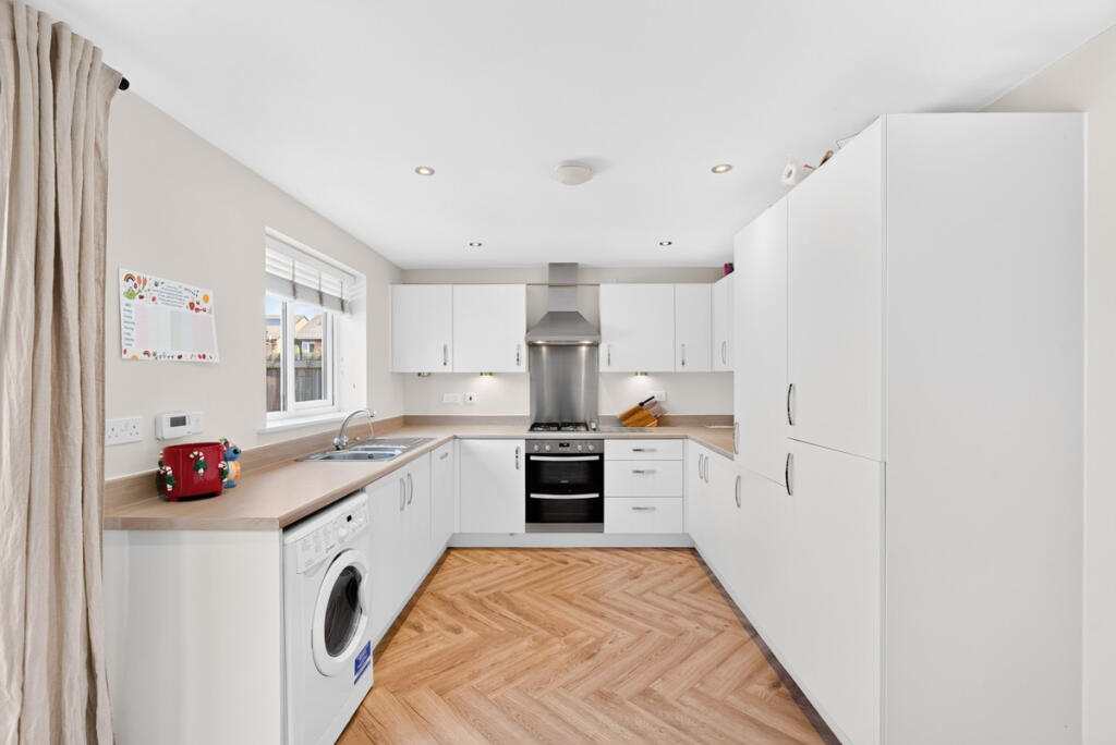 Dorchester Road, Preston, PR4 0 - View 3