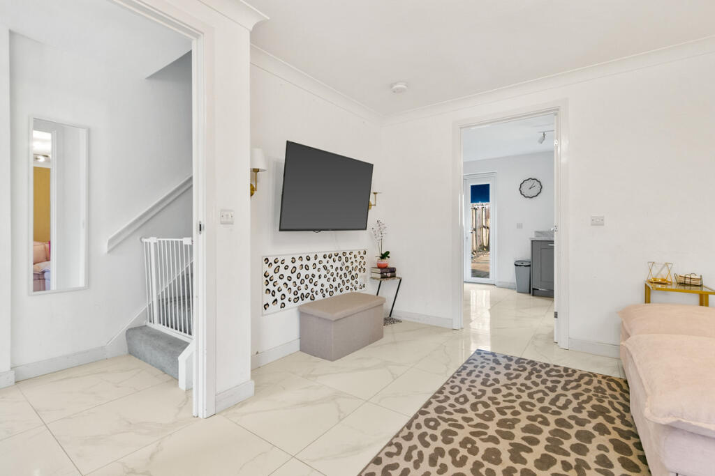 House in Larkhall, Meadowhill, The Willows - View 5