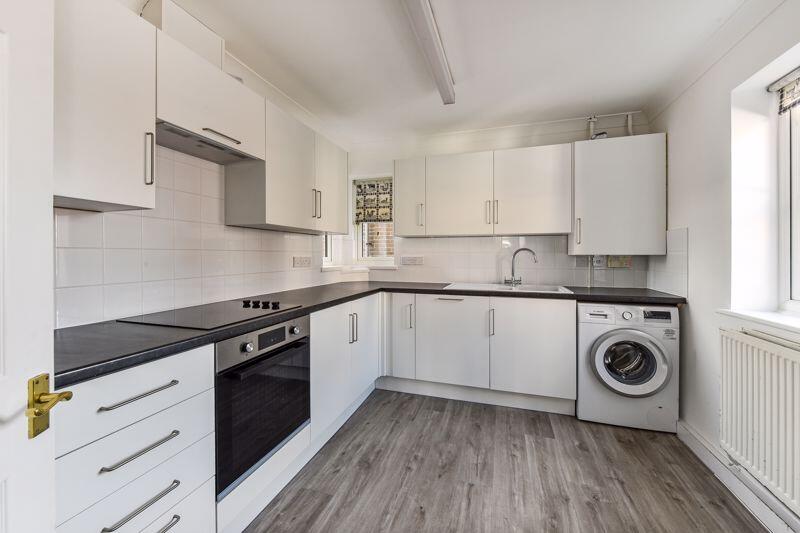 House in Havant, Emsworth - View 3