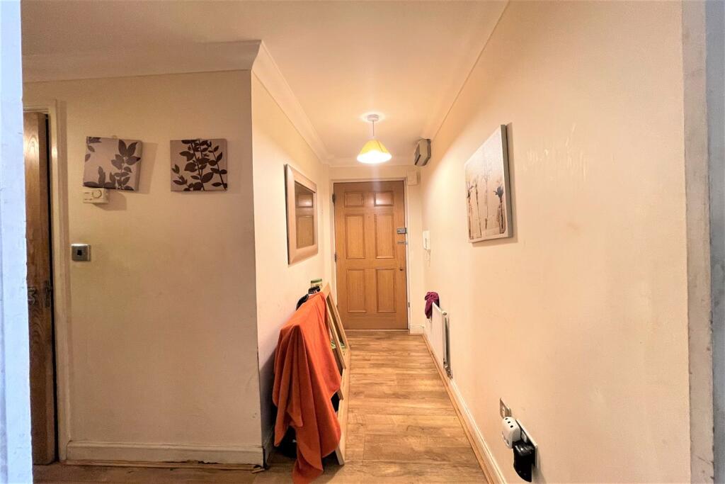Apartment in Chafford Hundred, South Stifford - View 4