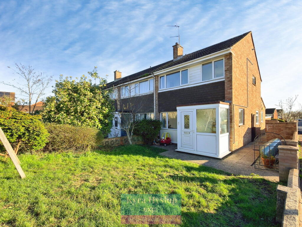 Main image of property: Spinney Close, Exeter, EX2 5PE