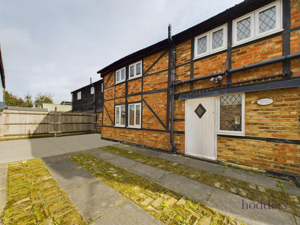 Main image of property: Chertsey, Surrey, KT16