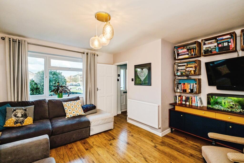 House in Horsham, Upper Beeding - View 3