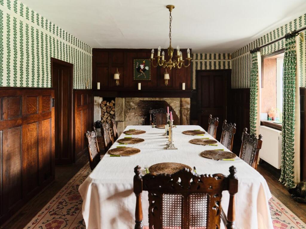 Additional image 5 of Corton