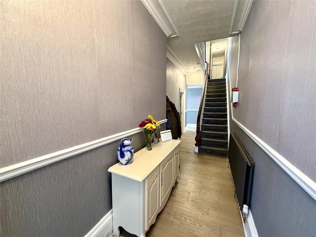 Victoria Road, Bridlington, East Yorkshire, YO15 photo 2