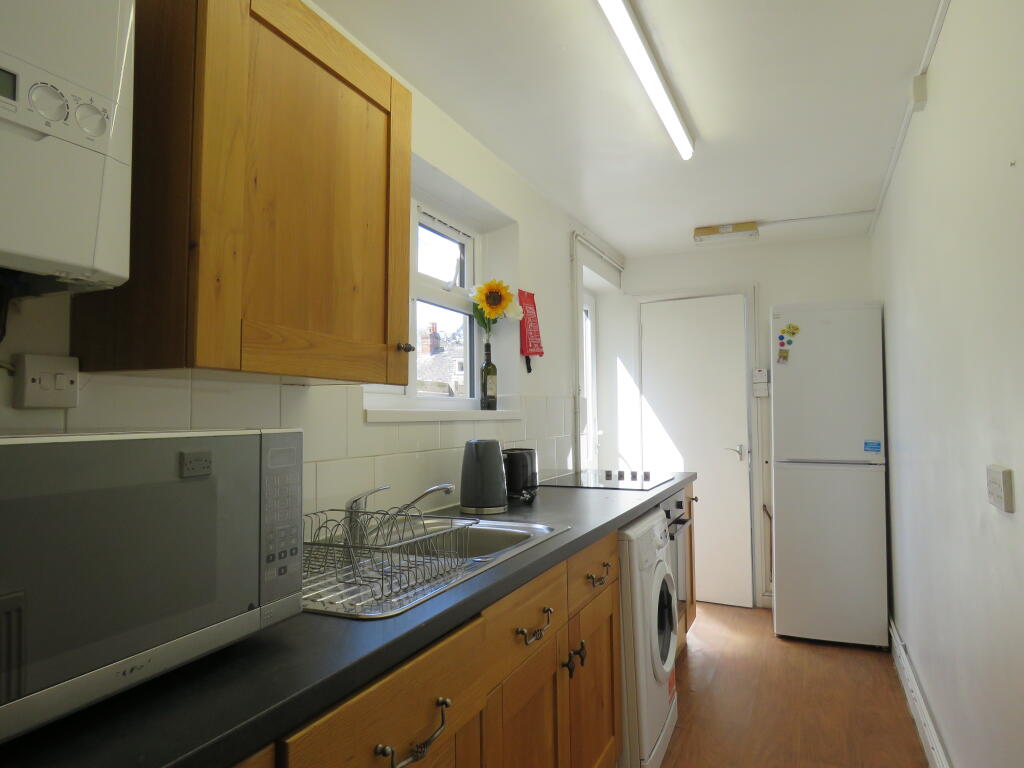 House in Exeter - View 3