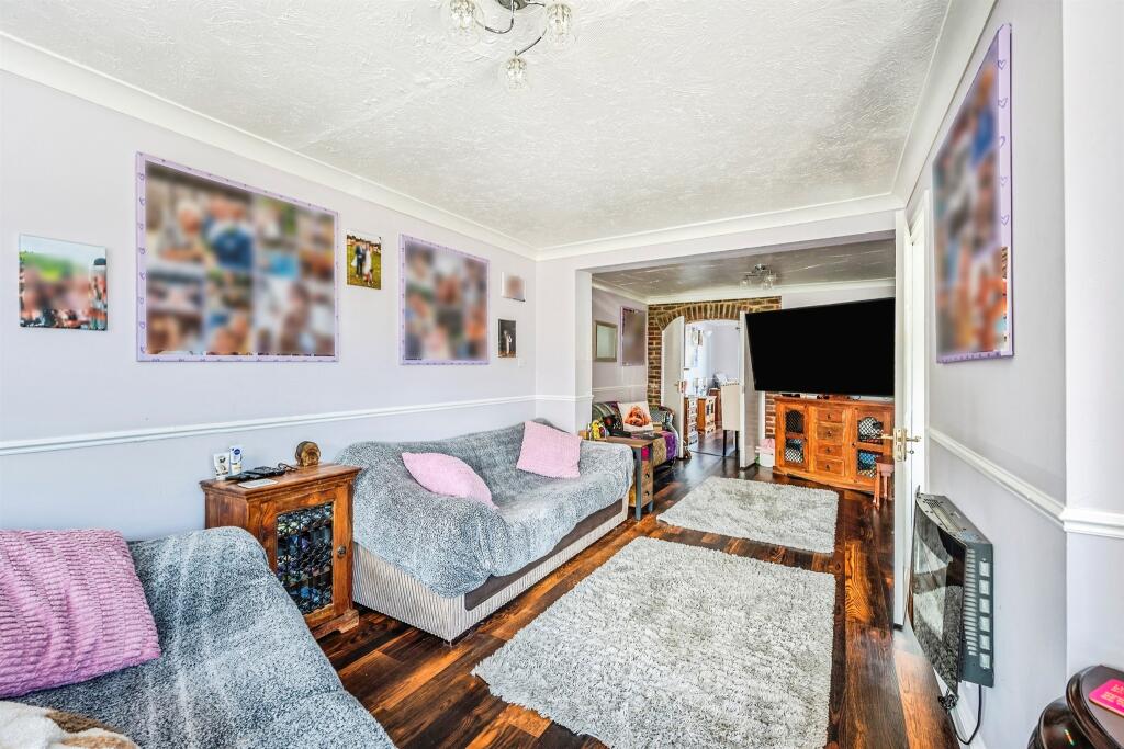House in Swindon - View 5