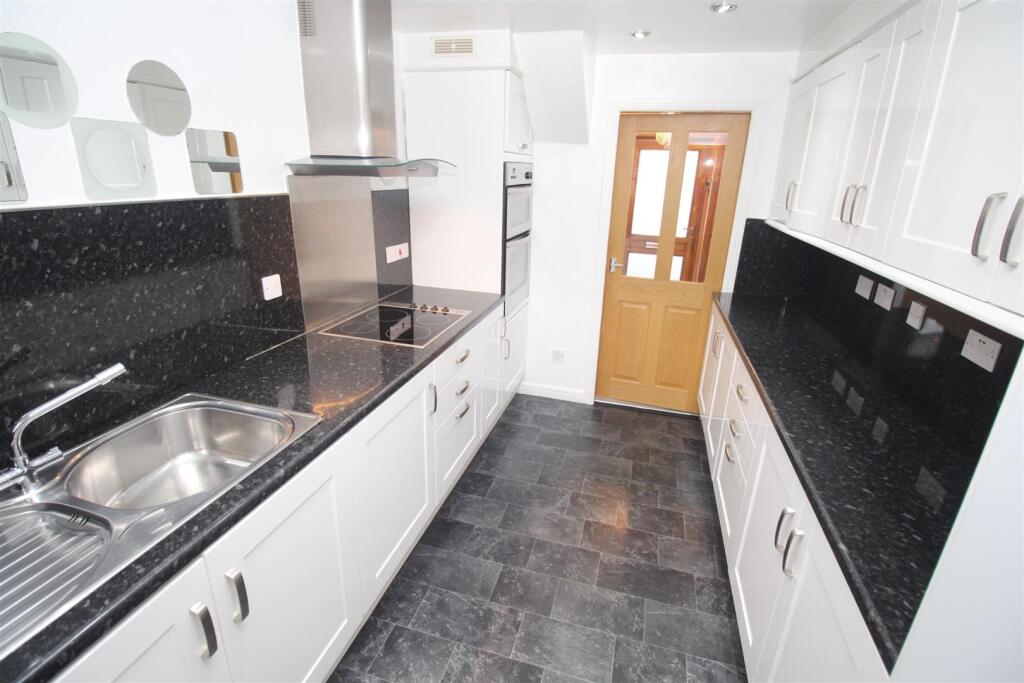 House in Gourock, Smithston - More