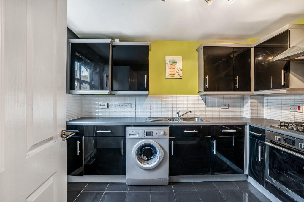 75, Saxthorpe Road, Leicester, Leicestershire, LE5 photo 4