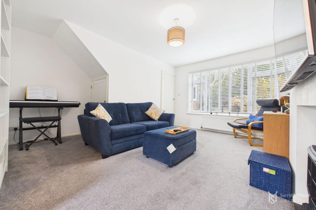 Spring Close, Willingdon, Eastbourne, East Sussex, BN20 photo 4