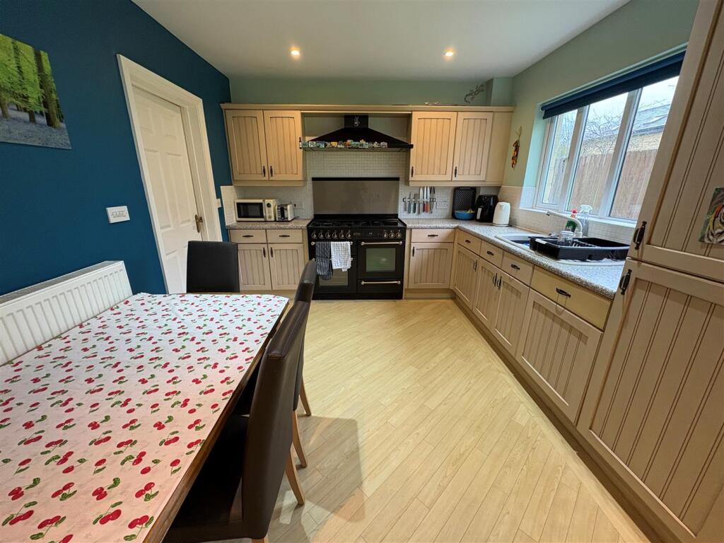 Additional image 3 of Glenholme Park, Clayton, Bradford