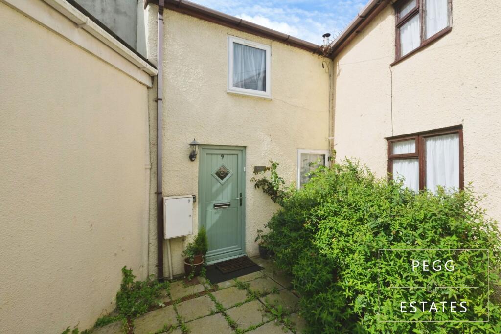 Main image of property: South Street, Torquay