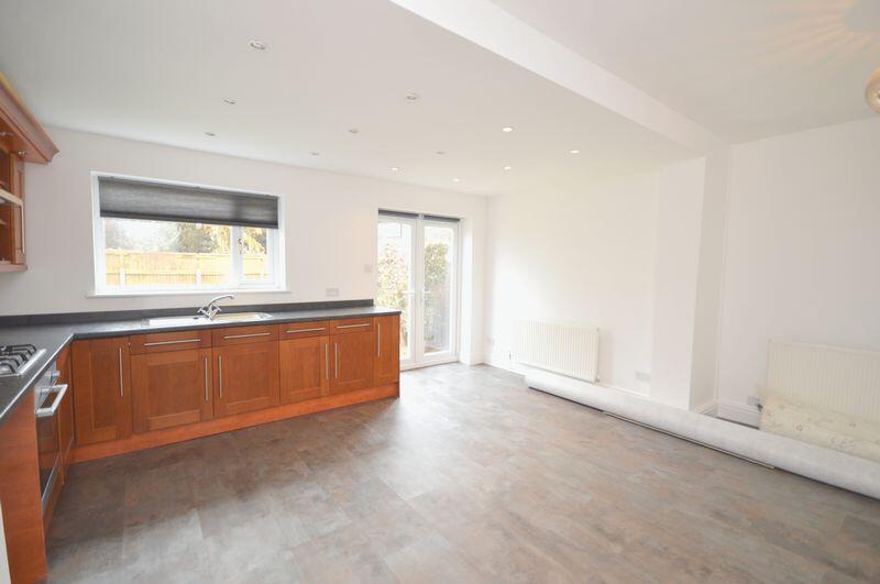 Moorfield Road, Widnes – pohled 2