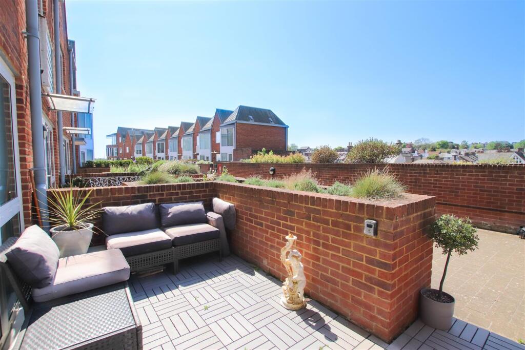 Property photo 11
