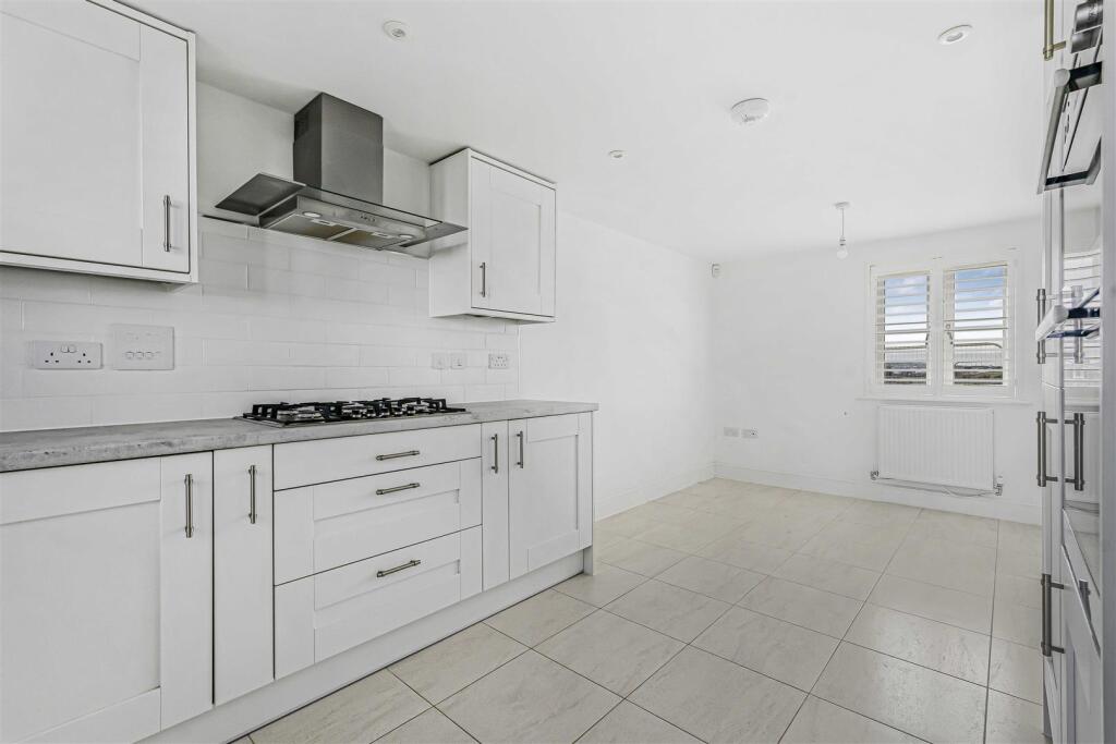 House in Truro - View 4