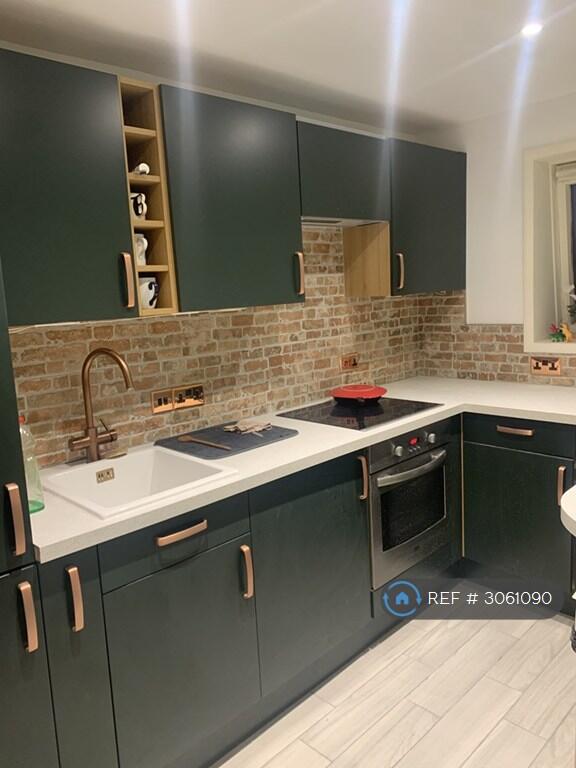 Apartment in Stevenage - View 3