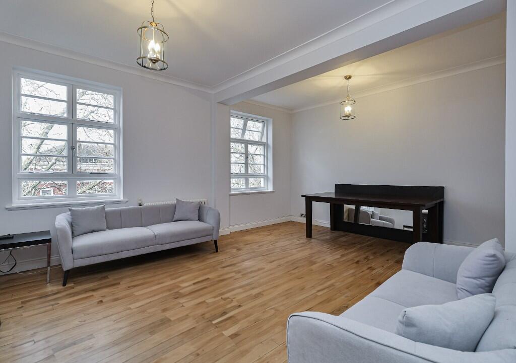 Main image of property: Sussex Gardens, Hyde Park, W2