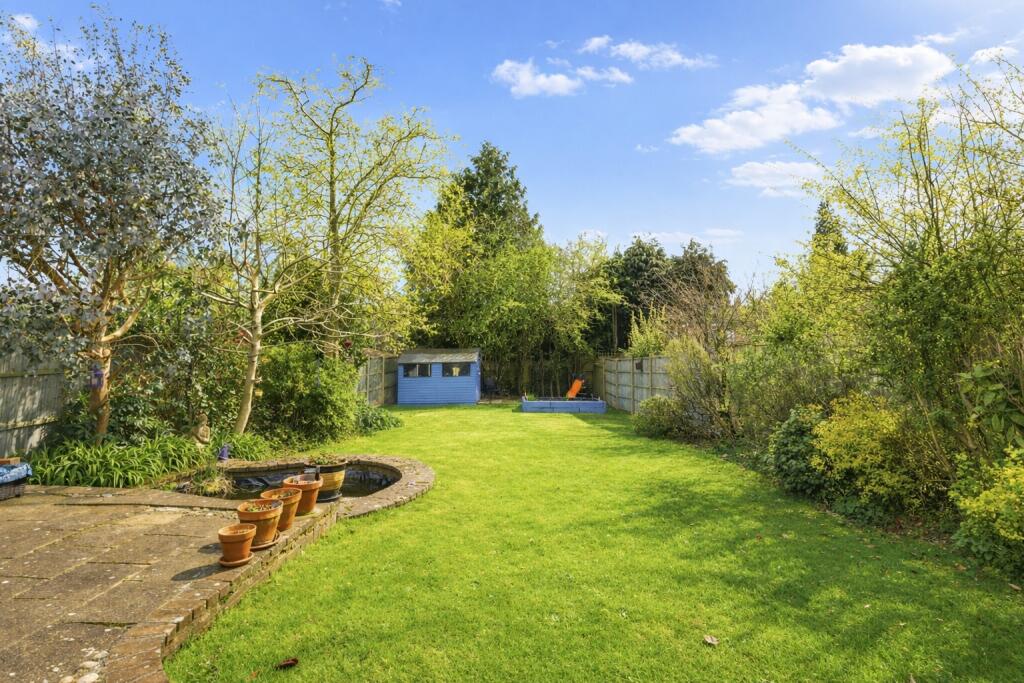 Rowlatt Drive, St. Albans, Hertfordshire, AL3 - View 4