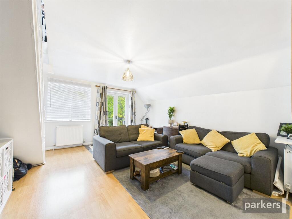 Apartment in Reading, Newtown - View 2
